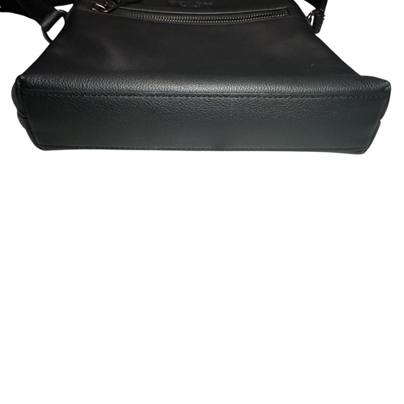 Like New Coach Black Houston Pebbled Leather Men's Crossbody Bag - Picture 5 of 9